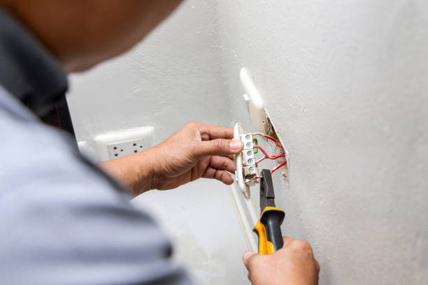 Best Circuit Breaker Repair  in Hanover, MN